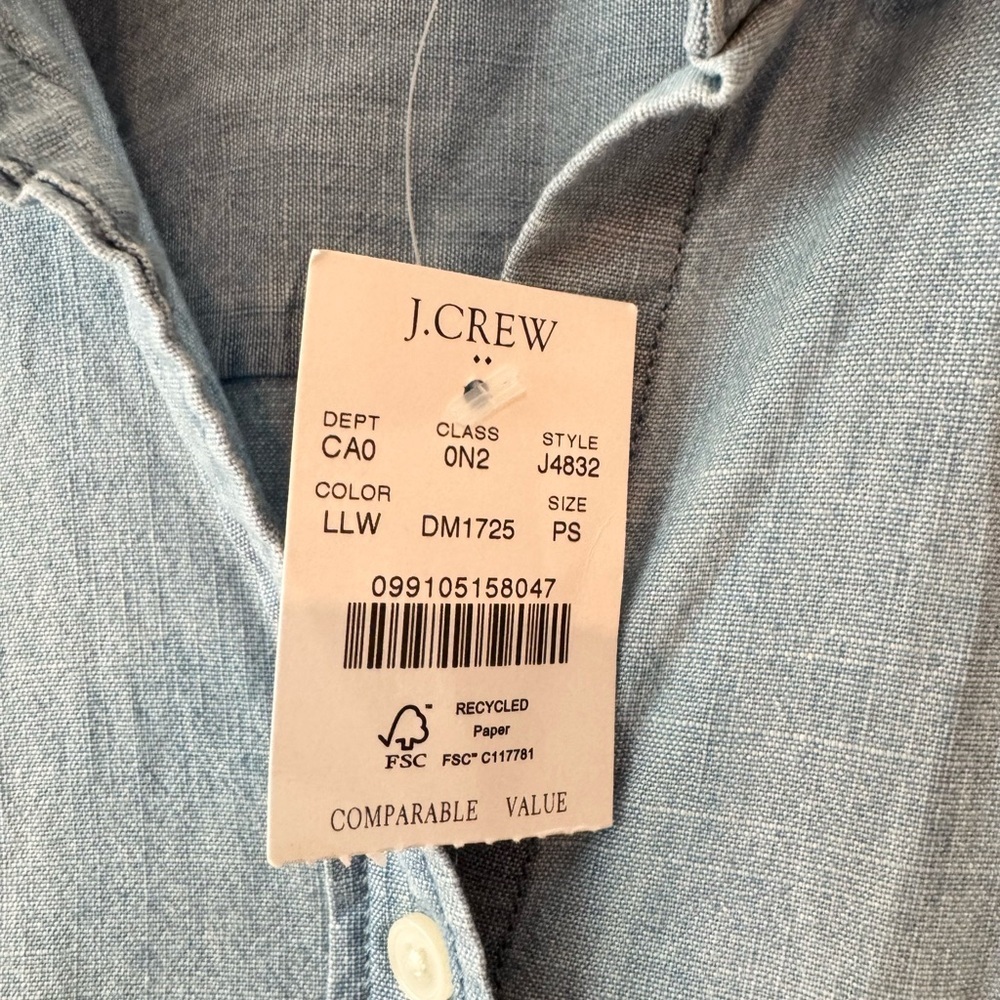 NWT J. Crew Chambray 100% Cotton Blue Button Down Shirt Size Small Petite - Picture 4 of 6